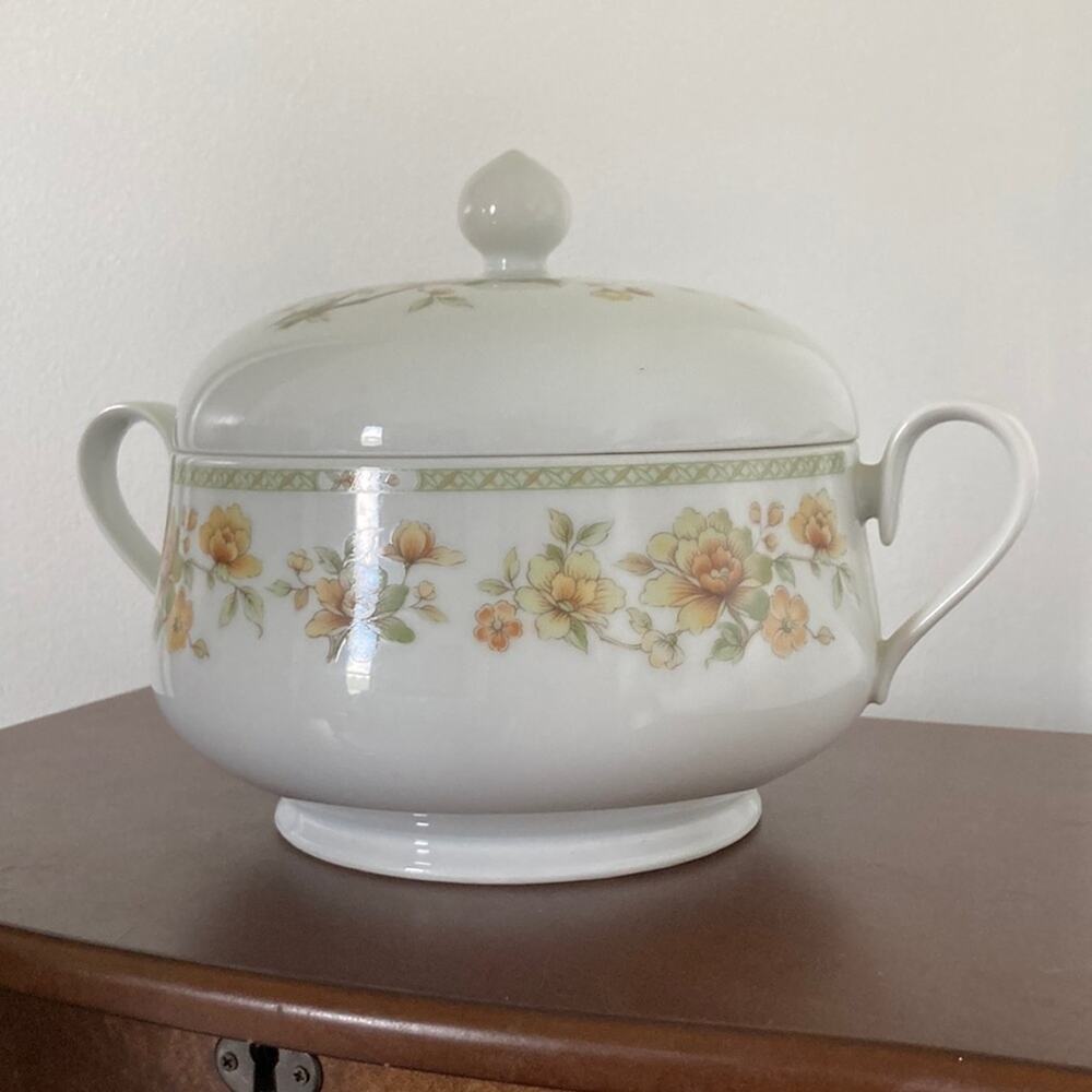 Vintage Noritake Ireland Amapola 2764 Vegetable Bowl W/Lid